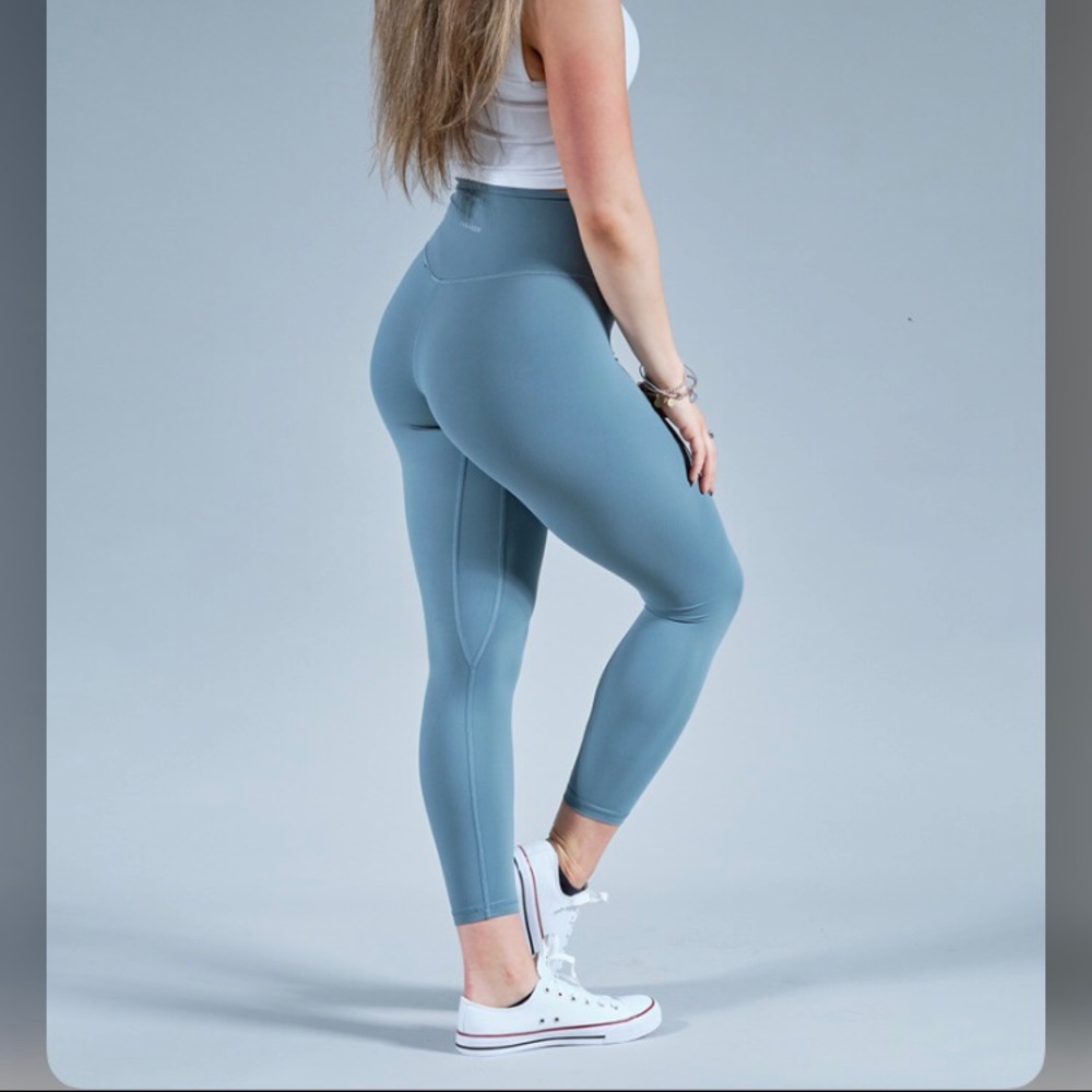 Paragon essential leggings! Brand new with tags.